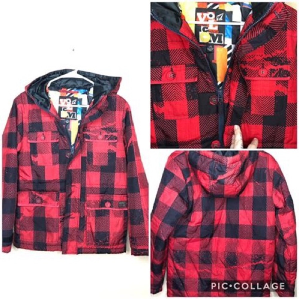 🚨 brand new volcom jacket 🚨